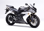 Yamaha YZF-R1